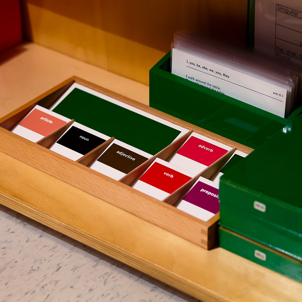 2022-0320-McDonald-Montessori-Schools-Lower-Elementary-Materials-Grammar-Photo-by-Nick-Bergen-5350-980x980-1